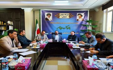

انضباط کاری باید سرلوحه کارها و برنامه های شهرداری باشد

 

