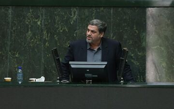 کواکبیان: رییس‌جمهور درباره فیلترینگ تلگرام به مجلس پاسخ دهد