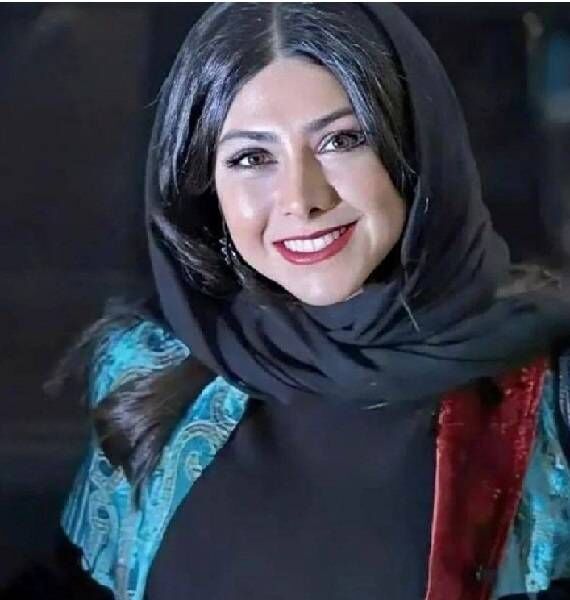 رونمایی آزاده صمدی از خانه لوکس و شیکش|این خانه لاکچری آزاده صمدی دیدن داره!