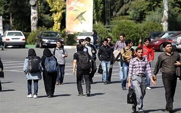 اعلام تمهیدات وزارت بهداشت برای بازگشایی دانشگاه‌ها/کاهش ساعت کلاس‌های آموزشی
