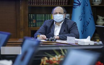 شریعتمداری: همسان‌سازی حقوق بازنشستگان اجرا می‌شود