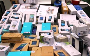 کشف 500 میلیون ریال گوشی تلفن همراه قاچاق در ثلاث باباجانی