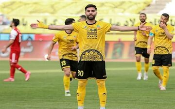 بمب نقل و انتقالات ترکید/امضای قرارداد سلمانی و پرسپولیس تا دقایقی دیگر