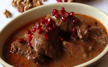 خورشت فسنجان بدون گردو رو این طوری درست کن/ جای گردو این که میگم رو جایگزین کن!