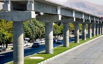 
آغاز "ریل‌گذاری" قطار شهری کرمانشاه/ هر ۲ ماه، یک کیلومتر ریل‌گذاری می‌شود