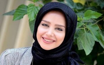  وقتی خانم بازیگر معروف آشپز می شود/عکس