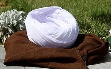 فلسفه لباس روحانیت چیست و از چه زمانی مرسوم شده است؟