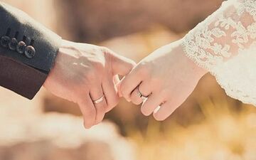 از گذشته مان چیزی به همسرمان بگوییم؟