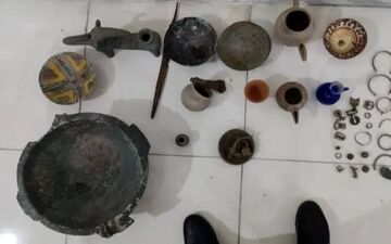 کشف گنج بزرگ در نکا / گنجینه ای که تاریخ ایران را فریاد می زند