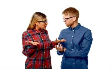 خانم عزیز، این رفتارهات پشیمونت میکنه!