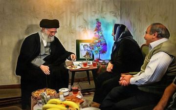 شب قدر متفاوت رهبر‌ انقلاب در سال ۷۹