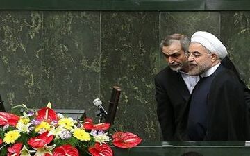 تیپ جالب برادر رئیس جمهوری هنگام تهرانگردی + عکس