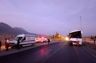 رضازاده: تصادف و آتش‌سوزی دو خودرو در میاندوآب ۵ فوتی برجای گذاشت