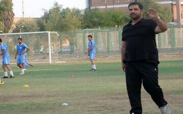 سرمربی خلیج فارس ماهشهر محروم شد 