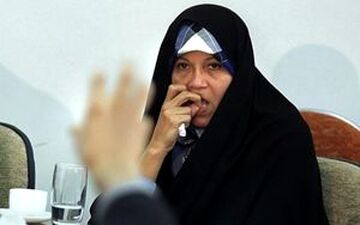 هم نظر بودن فائزه هاشمی با عارف/ سهم خواهی از روحانی مشکلی ندارد