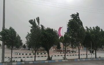باد شدید برخی مناطق کردستان را فرا می‌گیرد