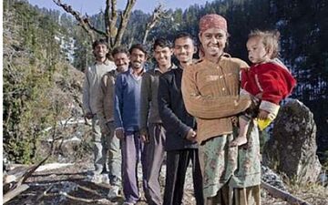 عجیب ولی واقعی؛ زندگی مشترک یک زن با 5 شوهر! + عکس شوک آور 