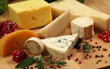 اصلی ترین مقصران سردرد، در رژیم غذایی شما هستند