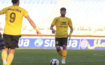 سود ۶۰ میلیاردی سپاهان از انتقال هافبک دفاعی خود!