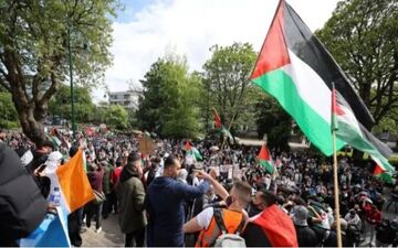 تجمع حامیان فلسطین در گلاسکو علیه مسابقات ایرلند و اسرائیل