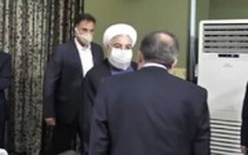 خوش و بش رییس‌جمهور با مجری پیشکسوت و نام‌آشنایِ خبر