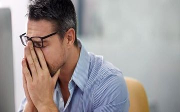 گفتن این ۵ جمله به فرد مضطرب ممنوع است