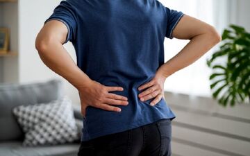 طب سوزنی برای کمردرد موثر است؟

