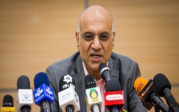 ممنوع الخروجی در کار نیست؛ فتحی به امارات سفر کرد!