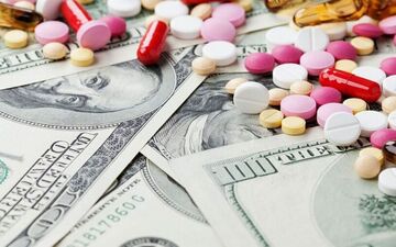 تعیین تکلیف ارز ترجیحی داروها در انتظار تصمیم دولت/ نیاز به بودجه ۱۲۰۰۰۰ میلیارد تومانی برای تأمین دارو در سال آینده