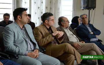  هم‌اندیشی فعالان گردشگری با موضوع توسعه گردشگری شهری در فرهنگسرای گل‌نرگس به روایت تصویر