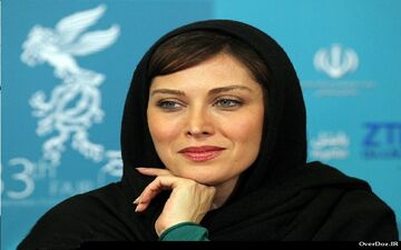 بازیگر معروف زن: دعا می‌کنیم دولت و ظریف بمانند