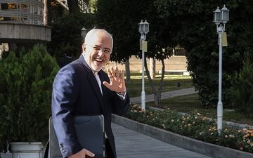 شوخی جالب ظریف با خبرنگاران: دژپسند را بگیرید!