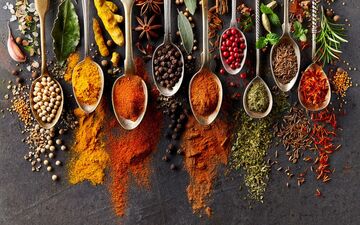 میخوای شناخت خودت رو از کاربرد ادویه جات بیشتر کنی؟ این مطلب رو بخون تا متوجه بشی