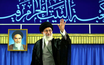 فیلم کامل بیانات رهبر انقلاب در دیدار کارگزاران حج