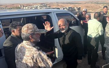 وزیر کشور وارد کرمانشاه شد