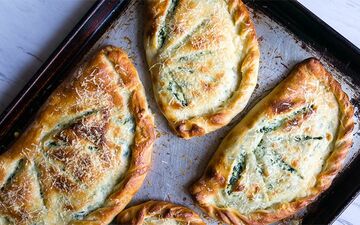 طرز تهیه پیراشکی اسفناج | فست فود سالم