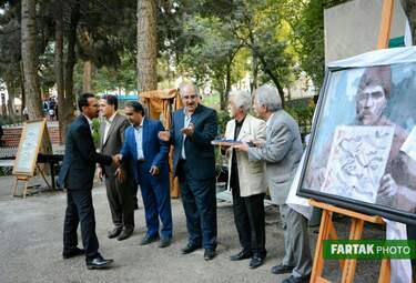 مراسم رونمایی از تندیس میرزا رضا کلهر