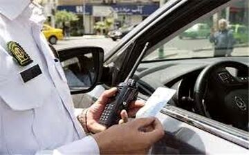 دستگیری و محرومیت مربی سرشناسِ لیگ برتر به جرم حمل و مصرف مشروبات الکلی