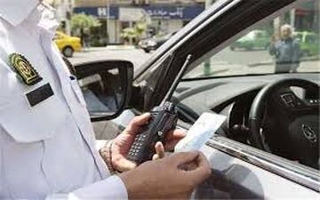 دستگیری و محرومیت مربی سرشناسِ لیگ برتر به جرم حمل و مصرف مشروبات الکلی