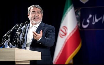 تأکید رحمانی‌فضلی بر برخورد با رسانه‌های تضعیف‌کننده بازار سرمایه