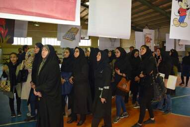 برپایی نمایشگاه گروهی پوستر هنرمندان کرمانشاهی به مناسبت روز جهانی گرافیک در دانشکده فنی‌وحرفه‌ای دختران
