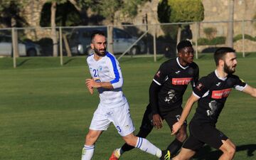 دو شوک عجیب به استقلالی ها