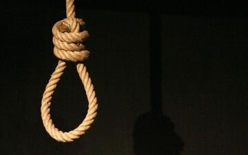 چرا بهمن ورمزیار اعدام شد؟