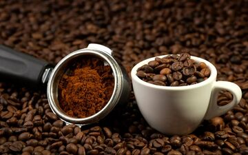 کافئین و ۱۰ خاصیت شگفت‌انگیز برای سلامت زنان