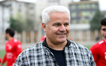 انتقاد تند فرشاد پیوس / طارمی سرش به کار خودش باشد