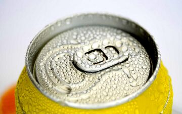 روش خنک کردن سریع نوشیدنی گرم در عرض دو دقیقه 