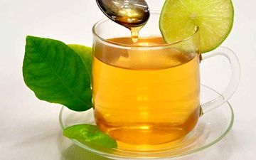  فواید نوشیدن آبلیمو و عسل قبل از صبحانه