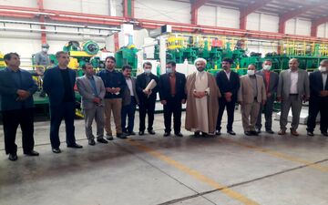   حضورفرماندار و امام جمعه چرداول در ناحیه صنعتی شباب  به مناسبت روز کارگر/ گزارش تصویری